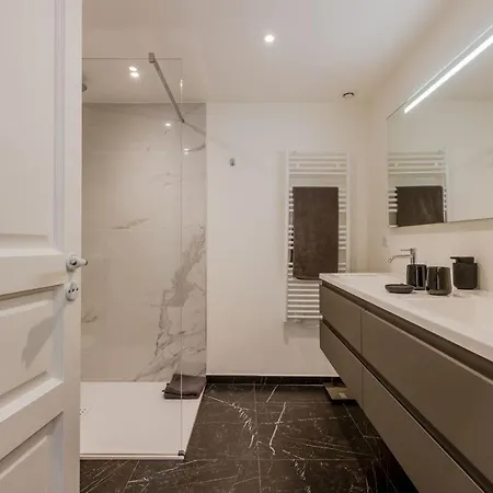 Heart Of 3-br Only 100m From The Palais Des Festivals * Cannes