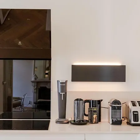 Heart Of 3-br Only 100m From The Palais Des Festivals *